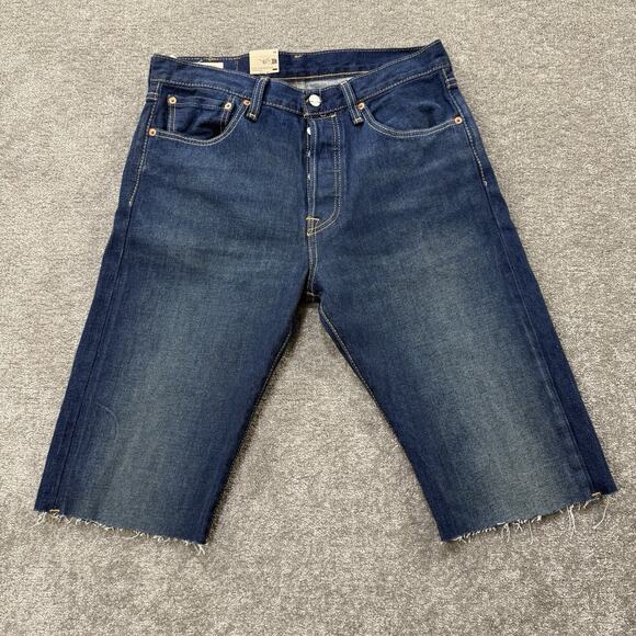 NWT Levis Premium 501 Mens Denim Cutoff Shorts Button Fly Blue Jean W32 Raw Hem - Picture 1 of 11